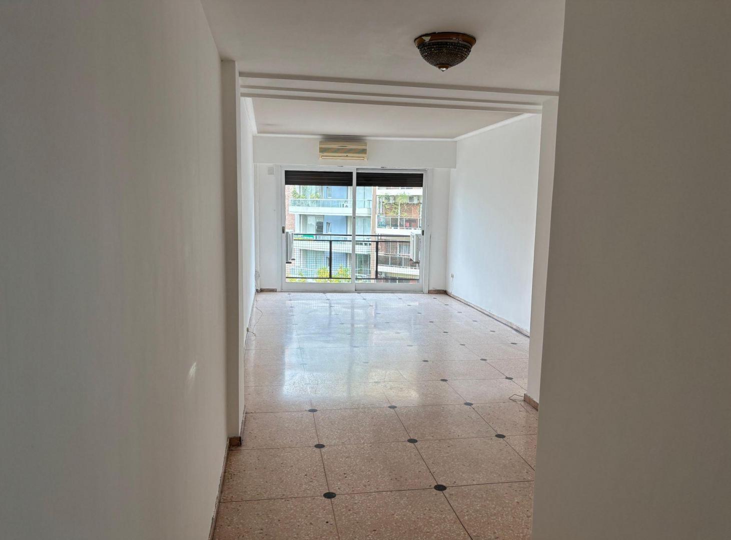 Foto de VENTA 3 AMBIENTES CON BALCON EN VILLA CRESPO, imagen 2
