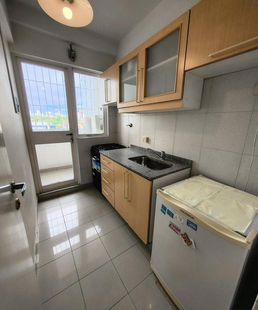 Foto de VENTA DEPTO 2 AMB BAÑO Y TOILETTE APTO PROFESIONAL, imagen 3
