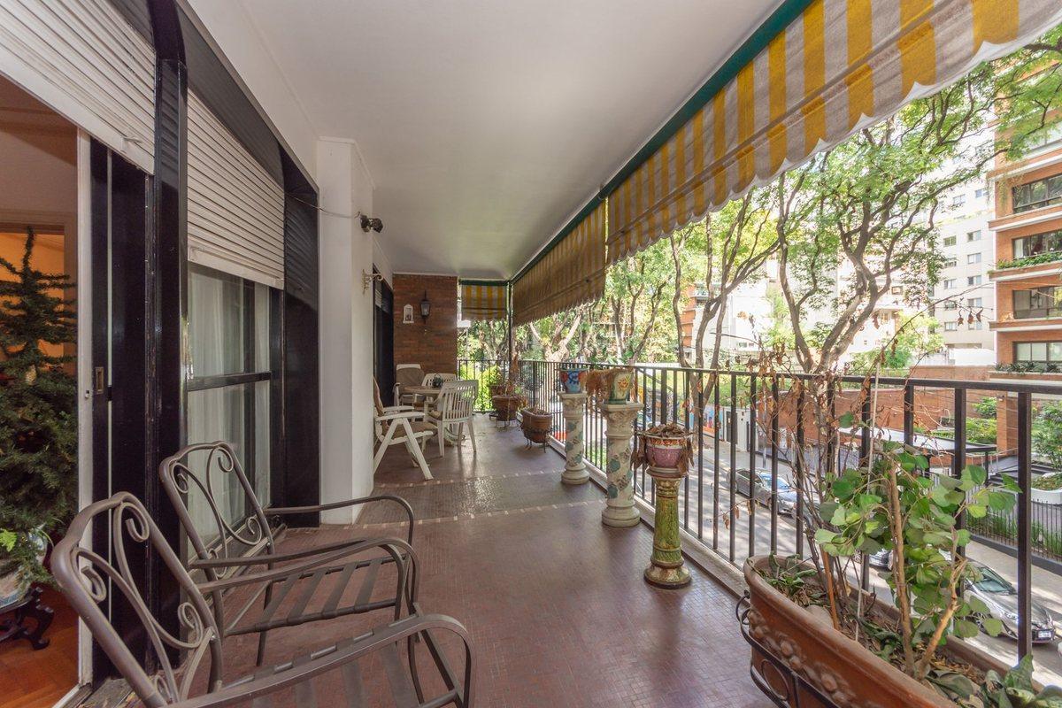 Foto de Venta Depto Belgrano 4 Amb con Dependencia Cochera, imagen 5