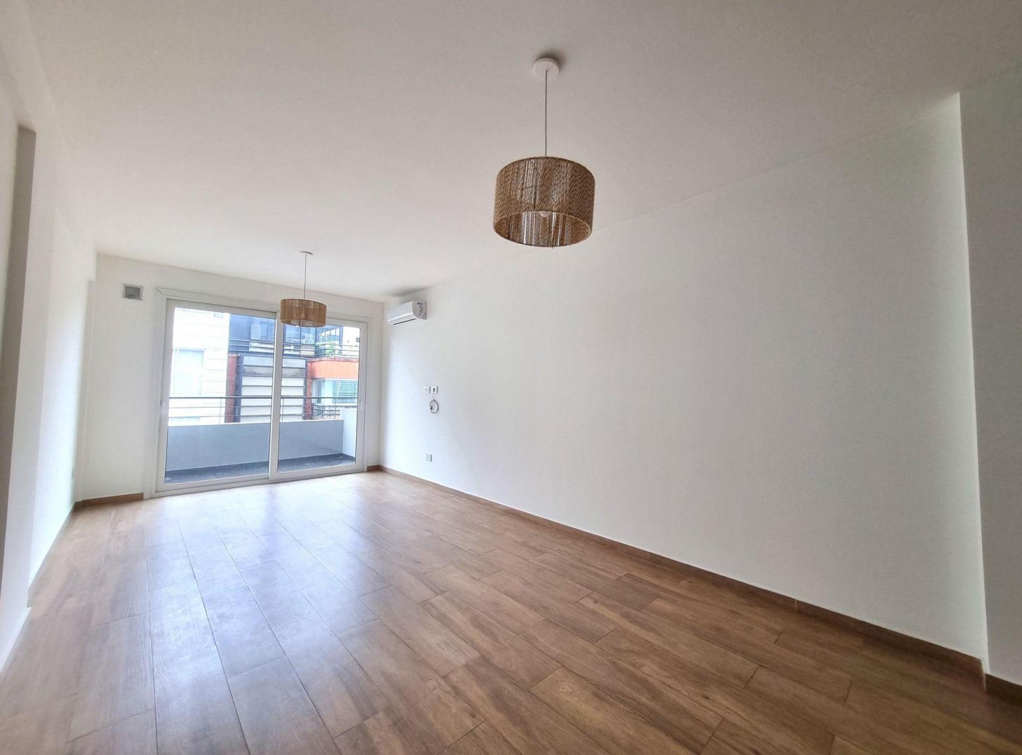 Foto de VENTA DEPARTAMENTO BELGRANO 2 AMB CON COCHERA, imagen 3