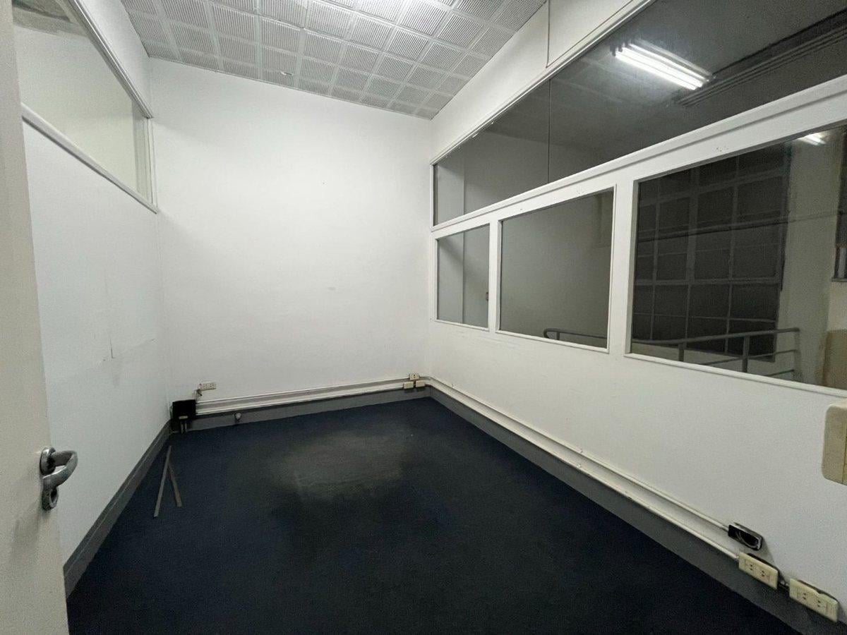 Foto de Venta Local en Montserrat, imagen 4