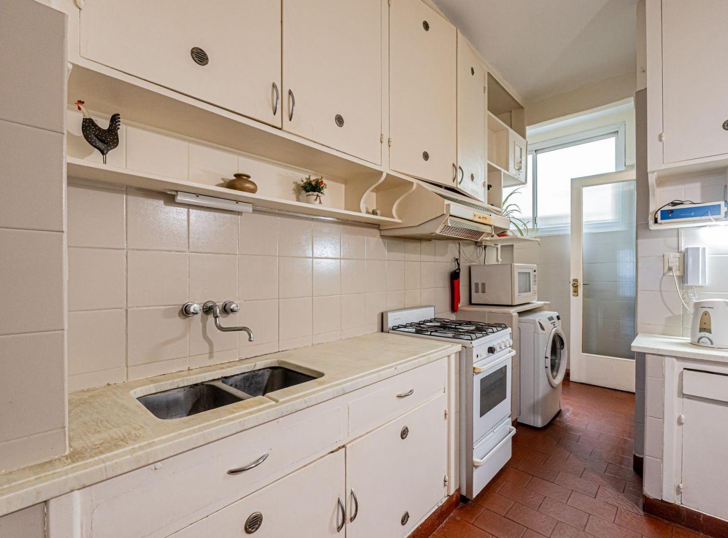 Foto de VENTA DEPTO 5 AMB EN BELGRANO BALCON APTO CREDITO, imagen 4