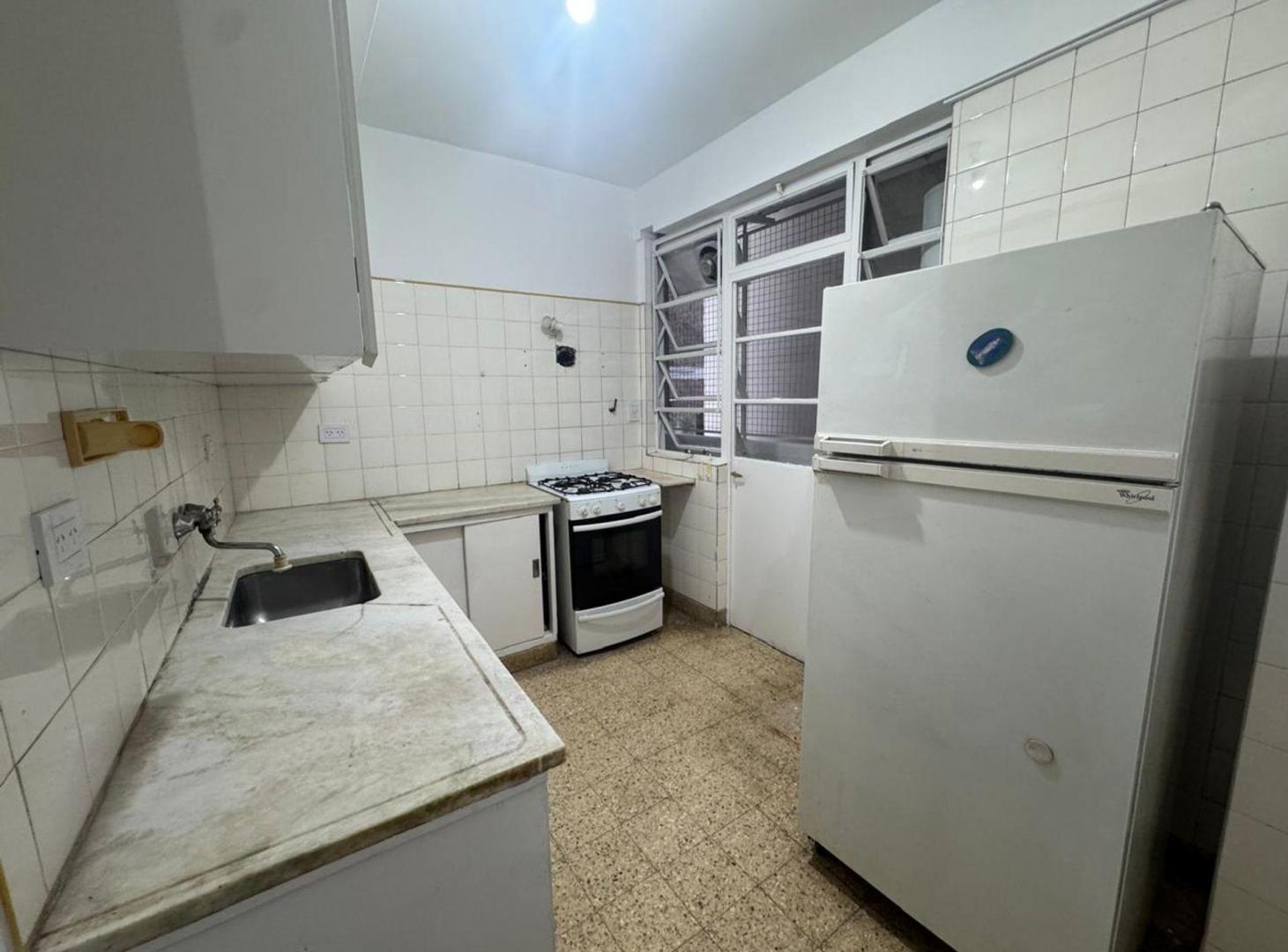 Foto de Alquiler Depto 3 ambientes con balcon Belgrano, imagen 2