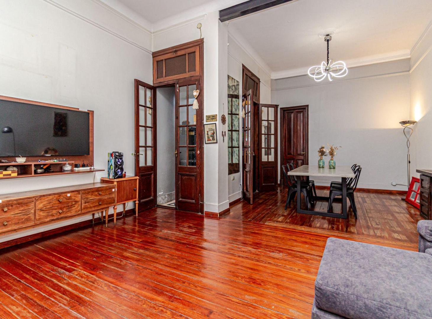 Foto de VENTA PH CASA 5 AMB PARQUE CHACABUCO PATIO TERRAZA, imagen 2