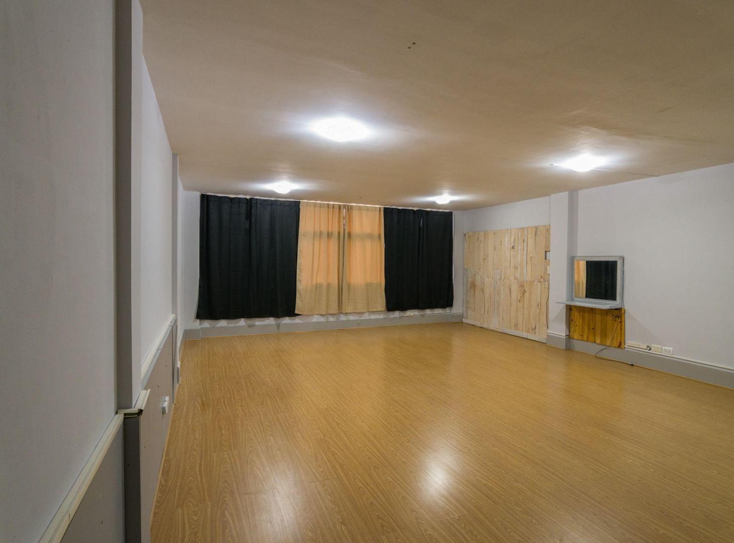 Foto de Monoambiente tipo loft en alquiler 57 m2 Monserrat, imagen 3