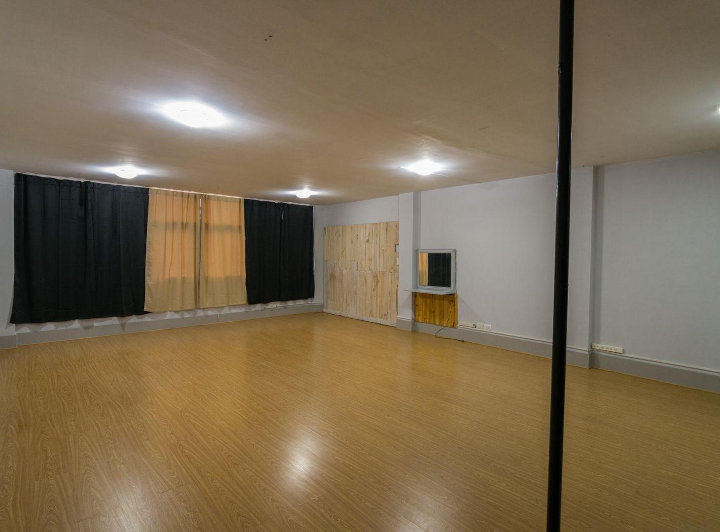 Foto de Monoambiente tipo loft en alquiler 57 m2 Monserrat, imagen 2