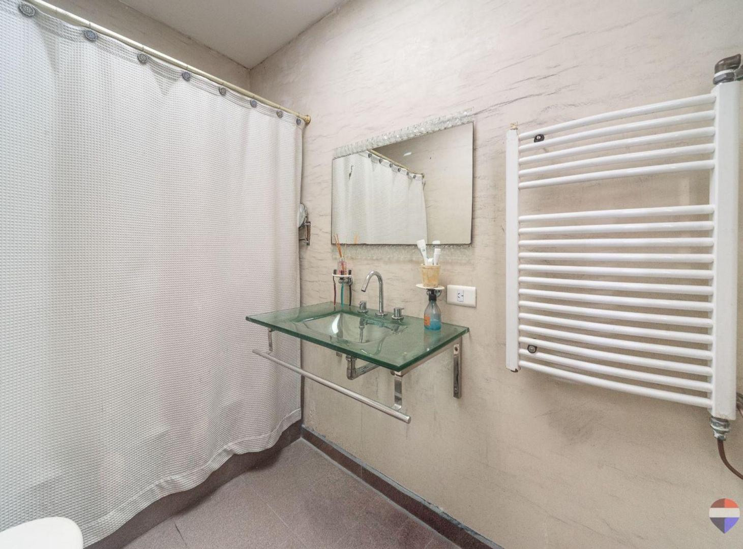 Foto de Venta PH 3 ambientes Mataderos cochera y pileta, imagen 1