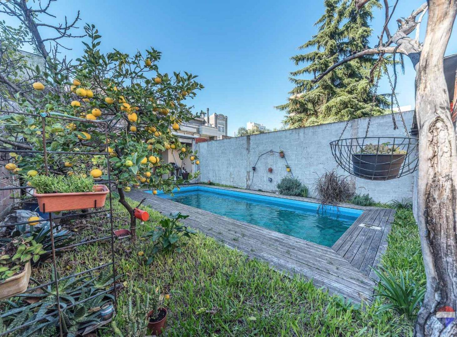 Foto de Venta PH 3 ambientes Mataderos cochera y pileta, imagen 3