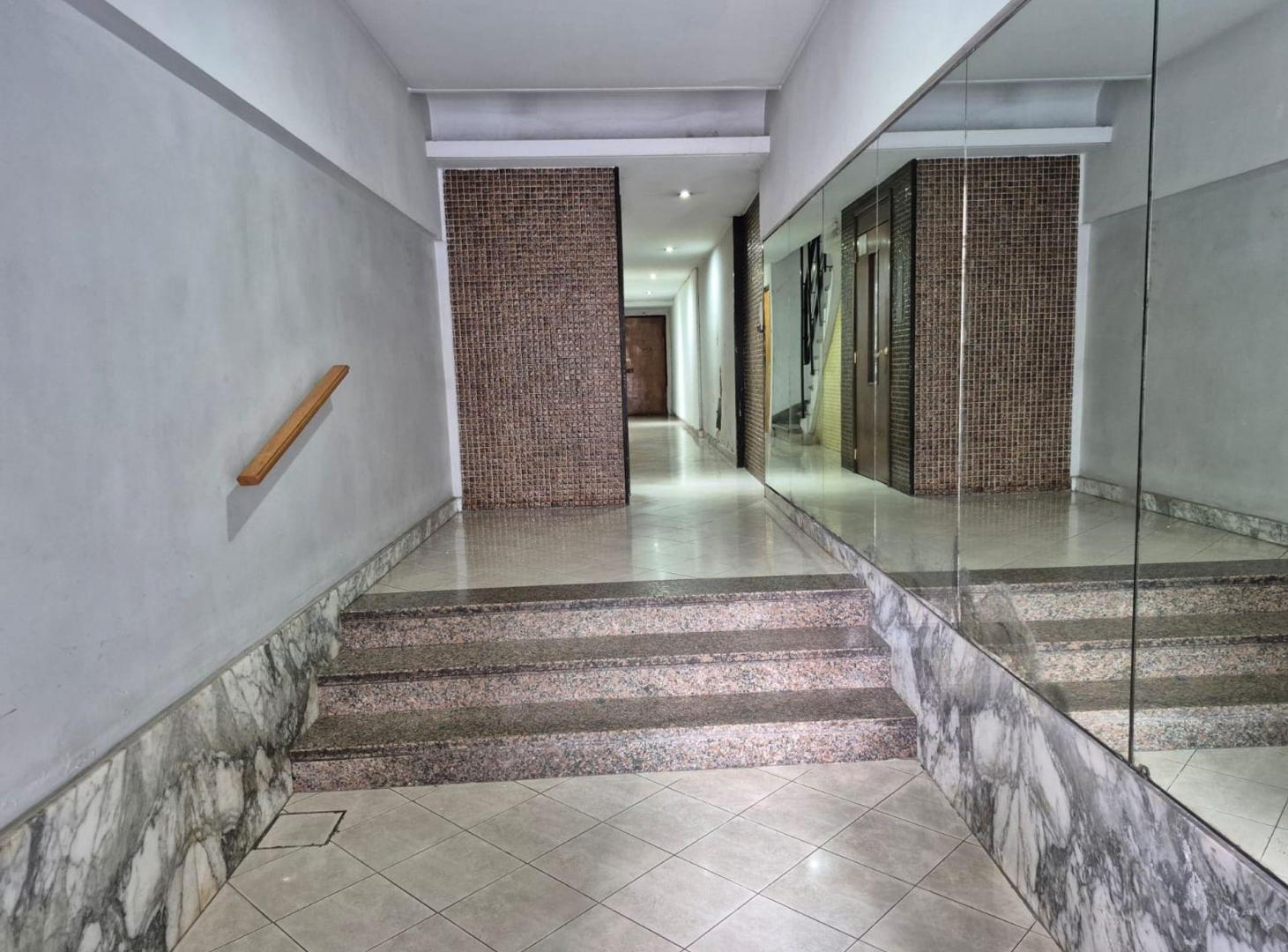 Foto de DEPARTAMENTO 3 AMBIENT VENTA VILLA CRESPO PB FRTE, imagen 2