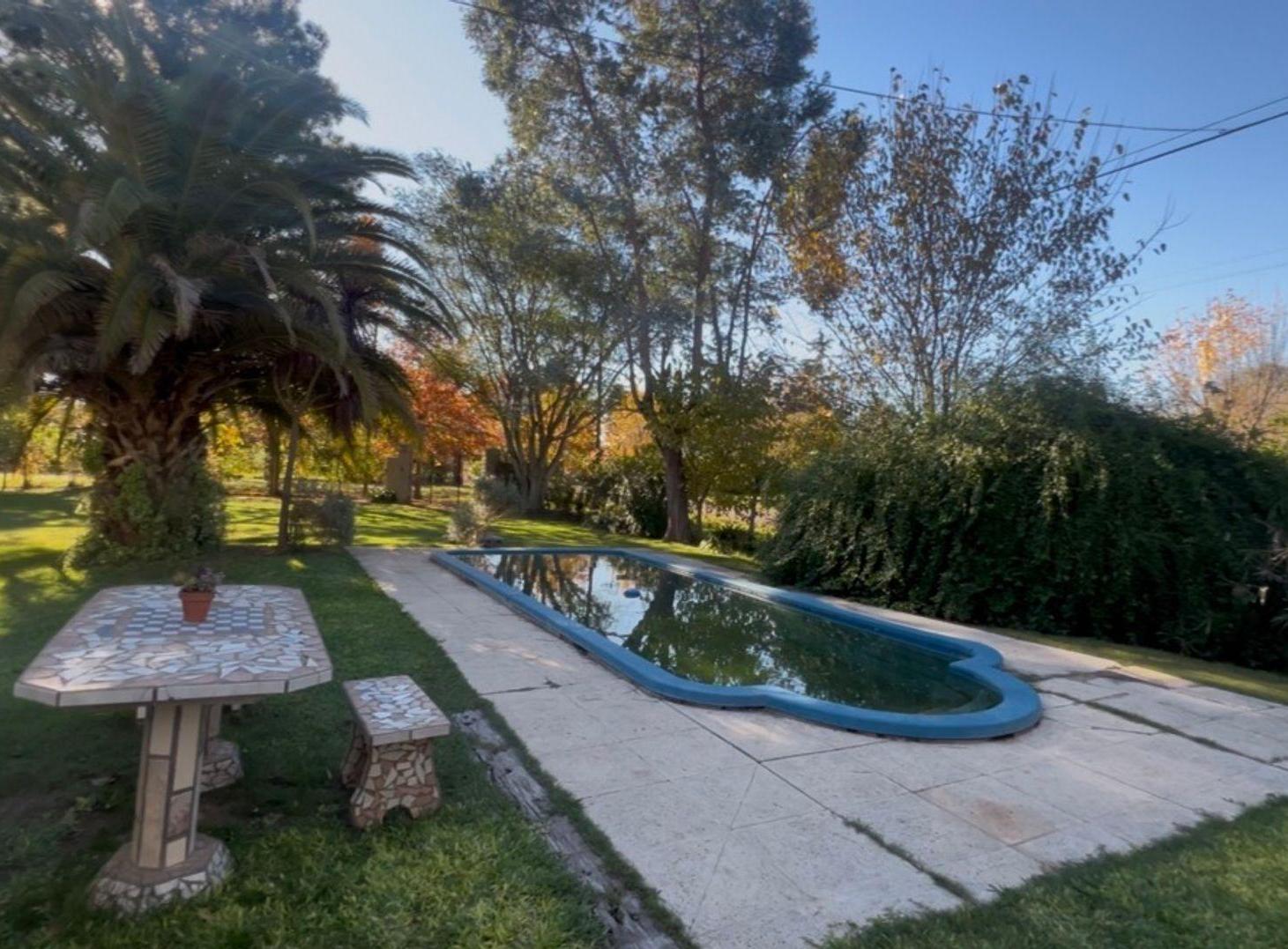 Foto de venta casa con pileta Campana PBA, imagen 4