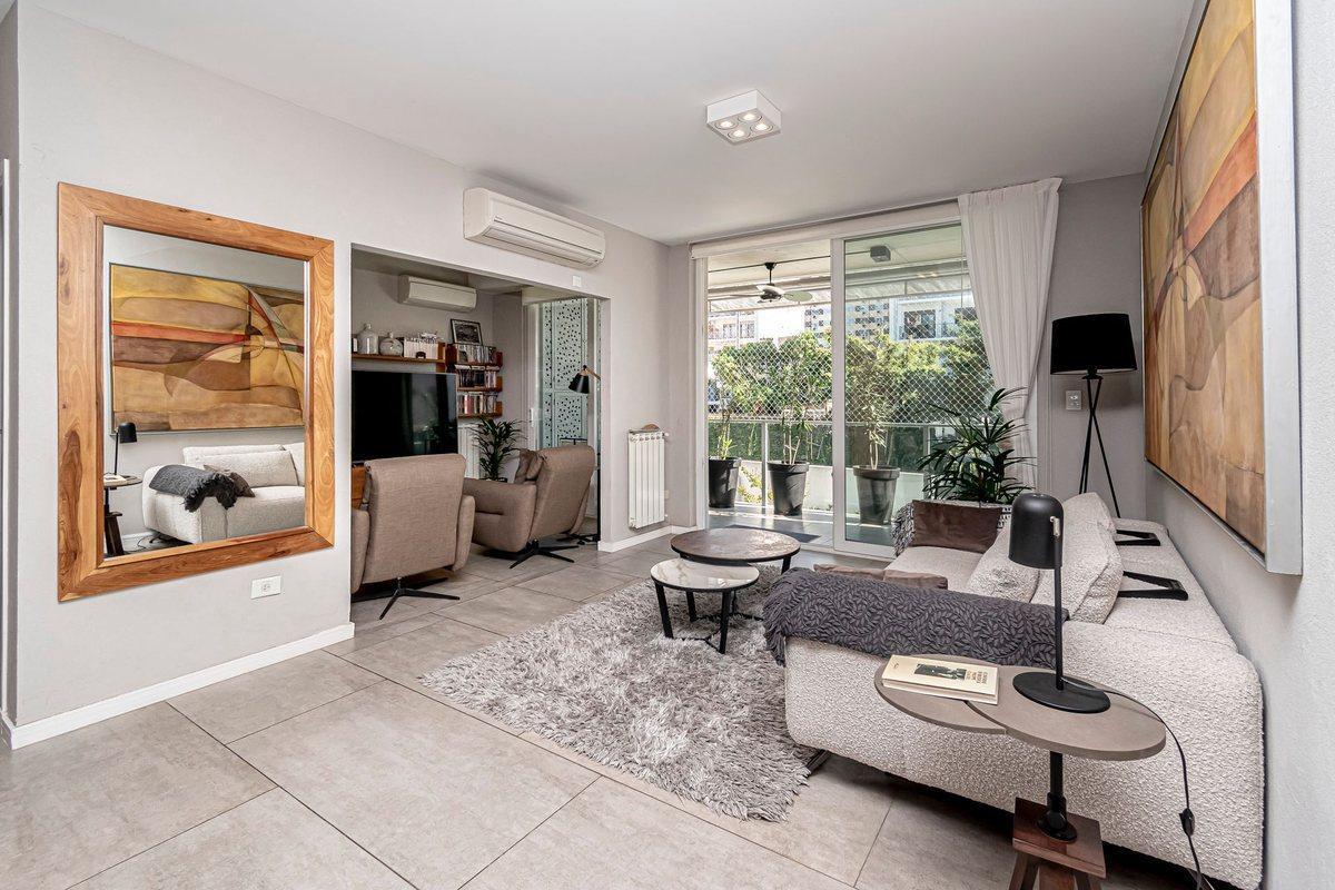 Foto de VENTA 4 AMB BALCÓN PARRILLA 2 COCHERAS BELGRANO R, imagen 1