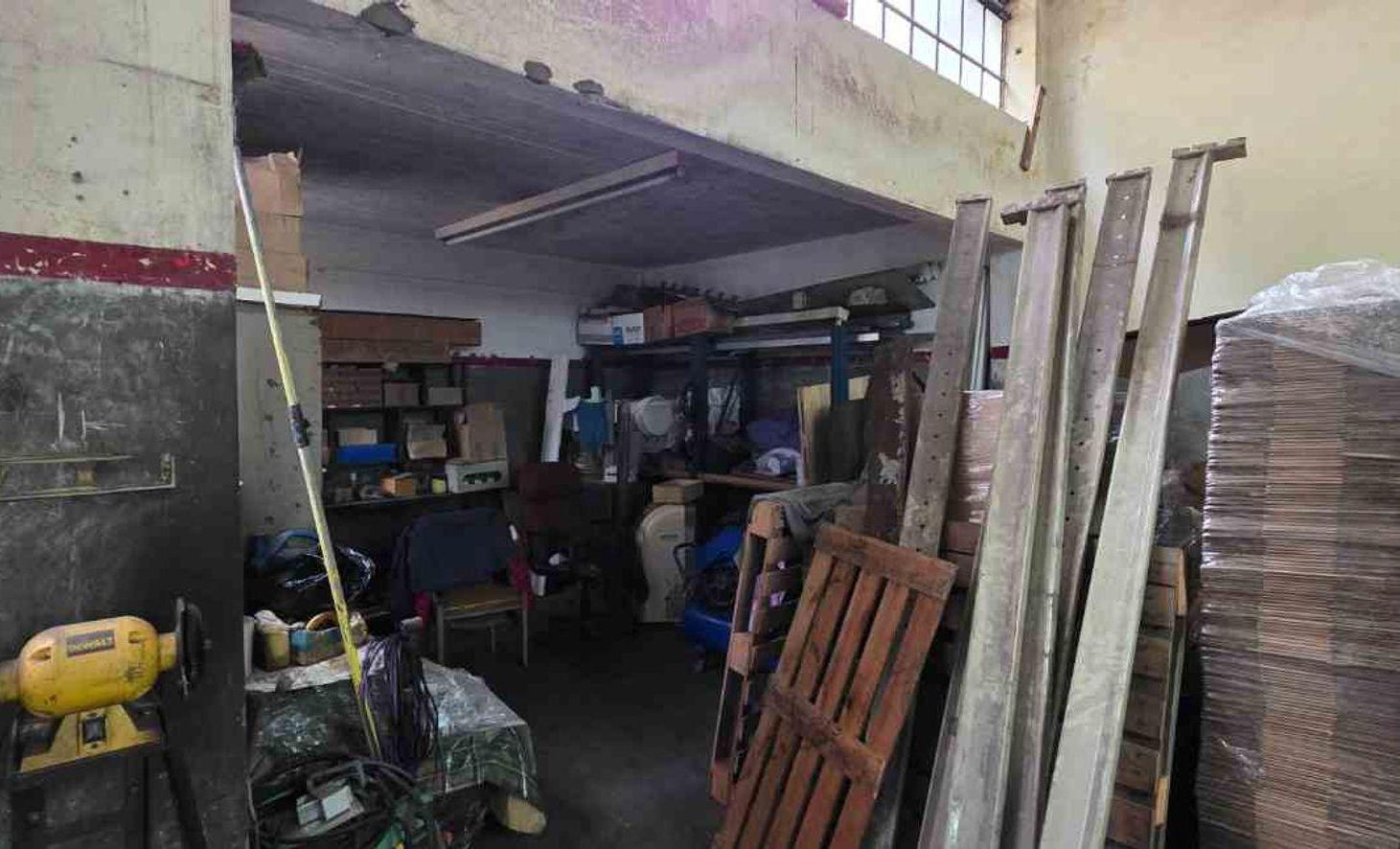 Foto de Venta lote industrial con local taller Barracas, imagen 3