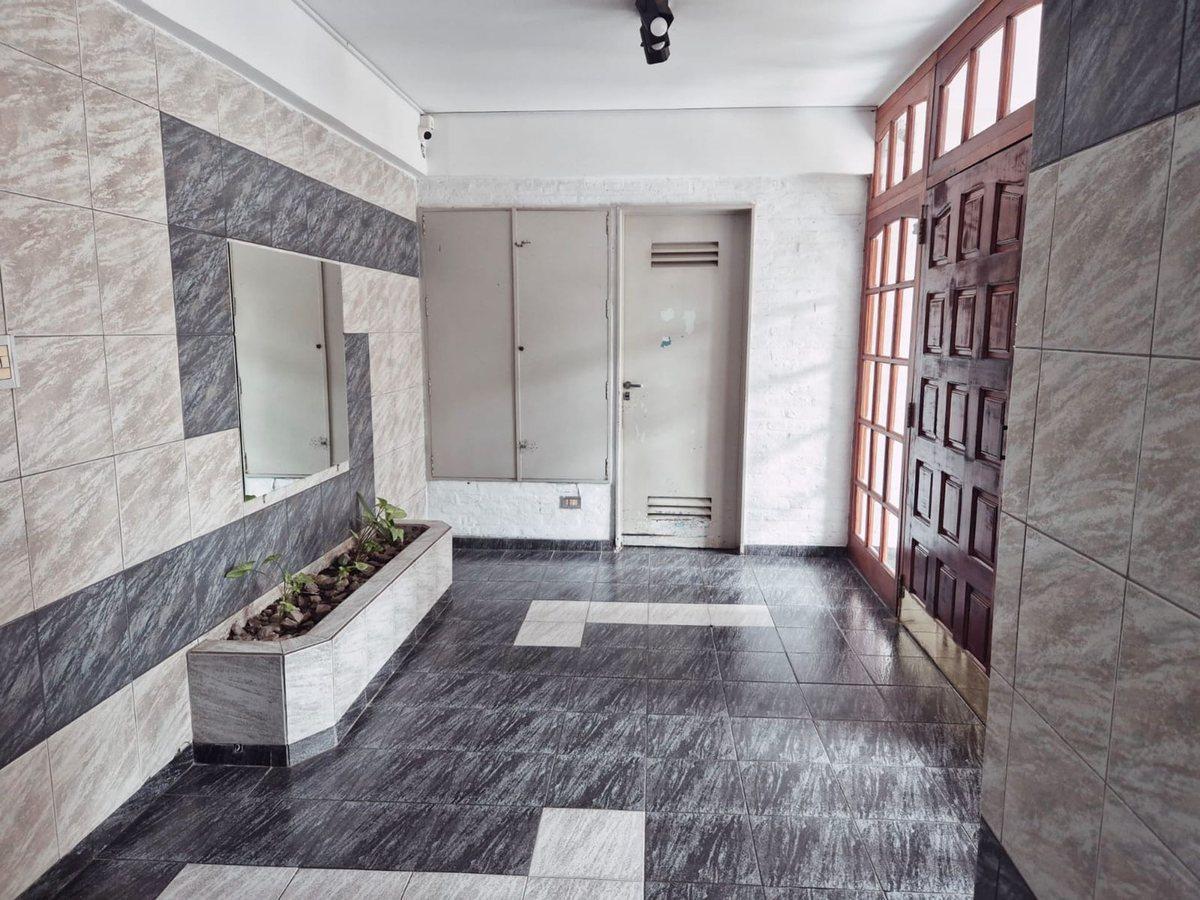 Foto de Departamento 3 Amb venta con balcon Lugano, imagen 3