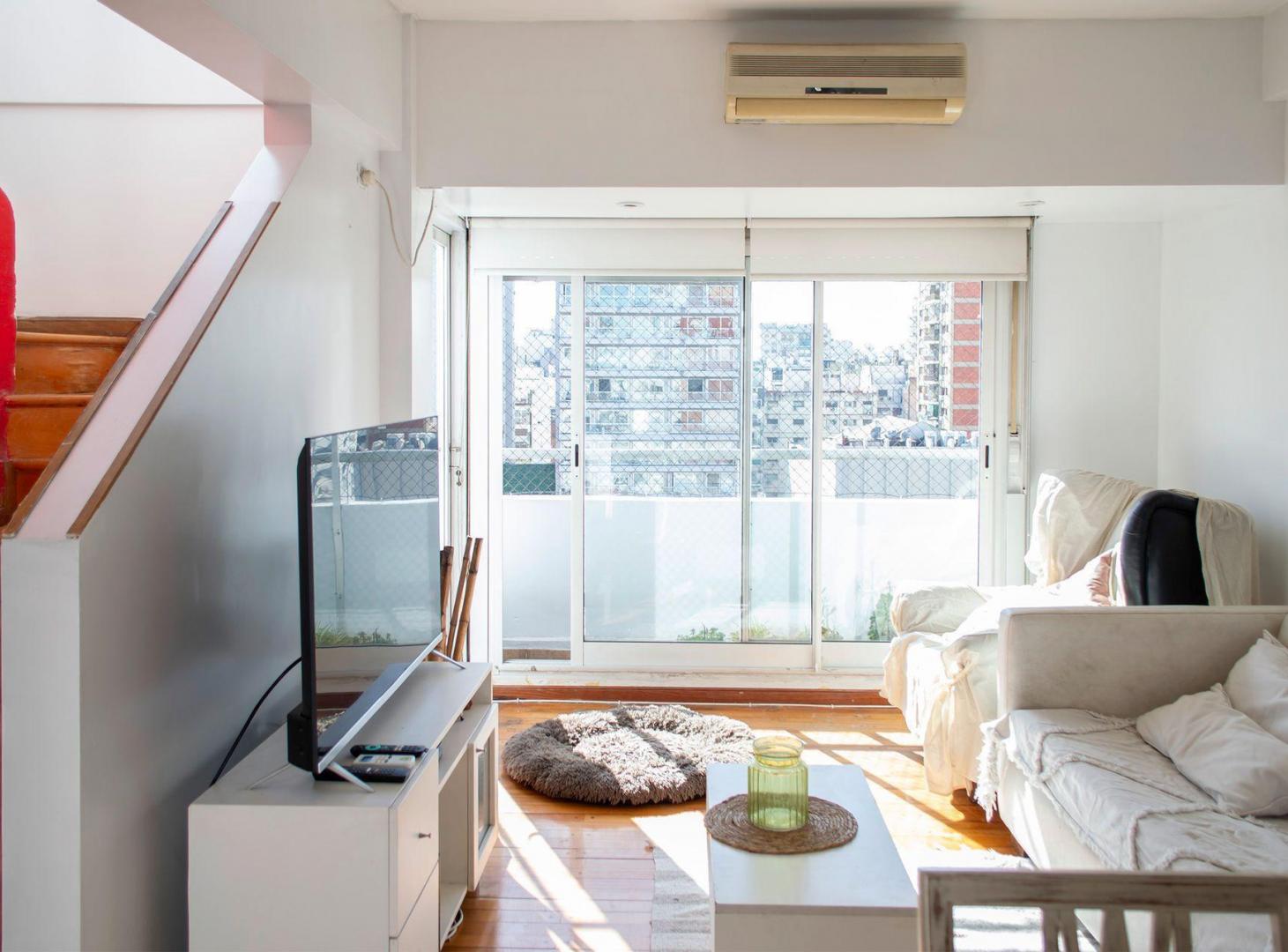 Foto de VENTA DEPARTAMENTO TRIPLEX TERRAZA PROPIA BELGRANO, imagen 1