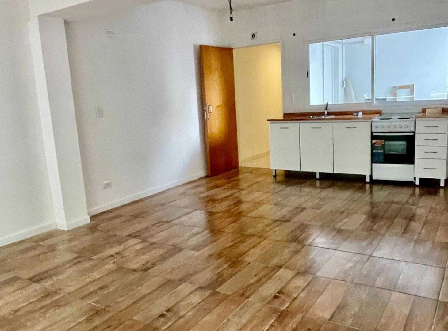 Foto de VENTA 3 AMBIENTES COCHERA CABALLITO, imagen 3