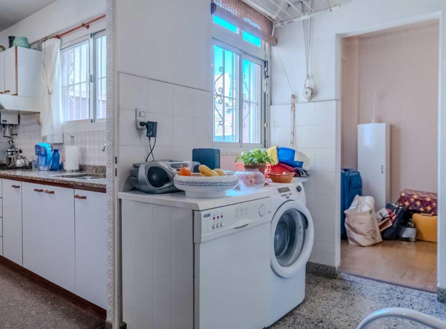 Foto de VENTA DEPTO 3 AMB BELGRANO CON DEPENDENCIA BALCON, imagen 4
