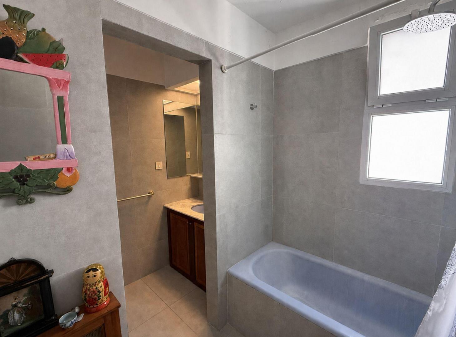 Foto de VENTA DEPTO 4 AMB BALCON COCHERA EN VICENTE LOPEZ, imagen 4