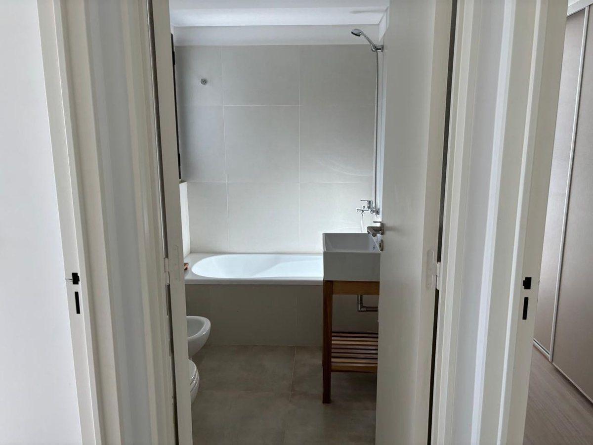 Foto de VENTA 3 AMBIENTES A ESTRENAR TORRE EN ABASTO, imagen 2