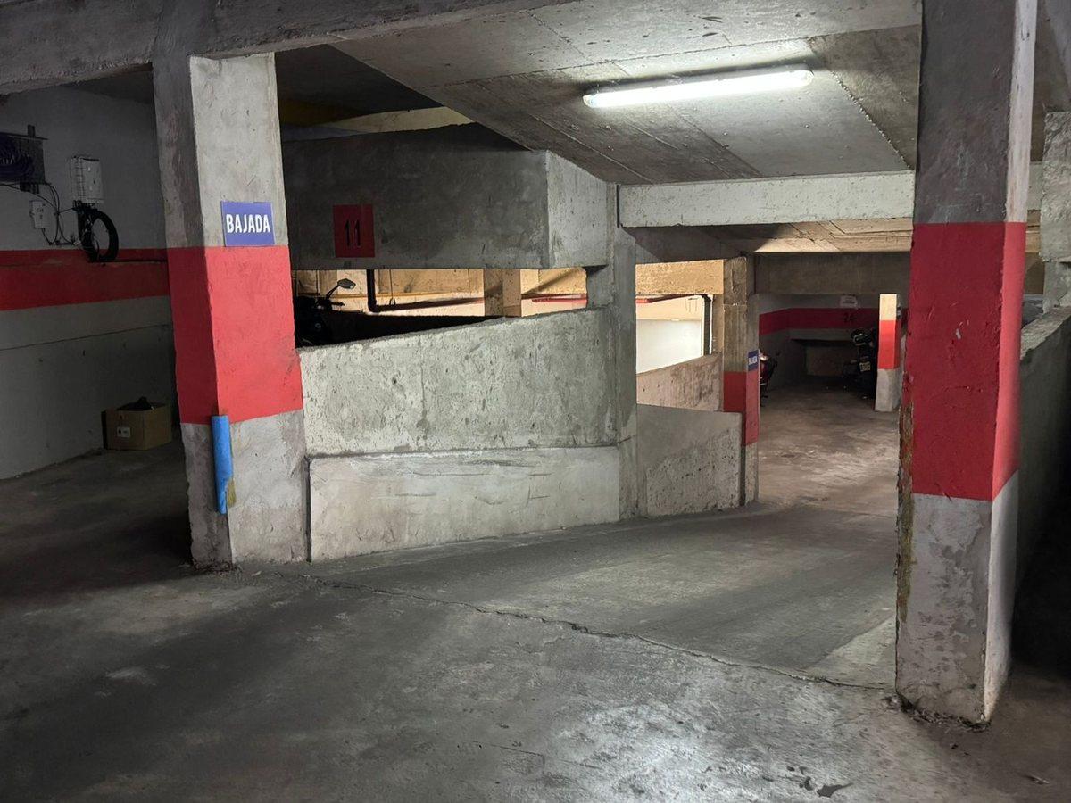 Foto de Venta cochera cubierta fija en Almagro, imagen 4