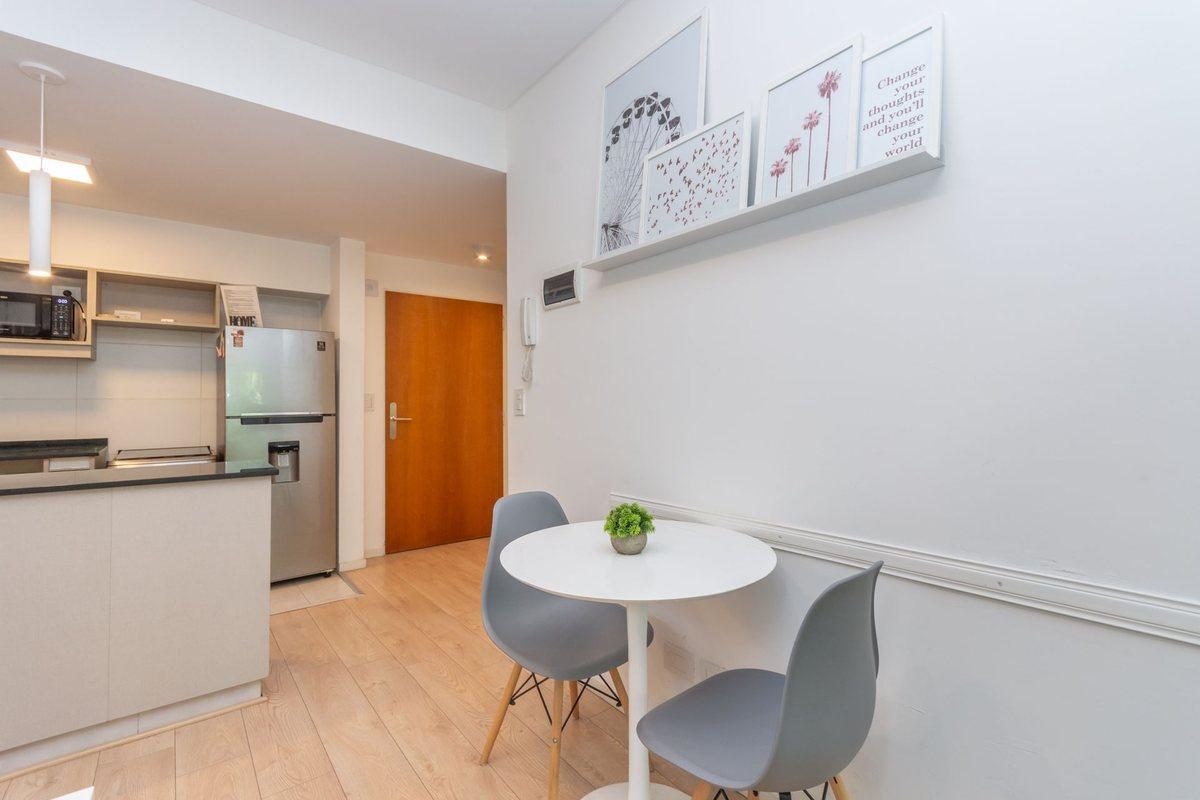 Foto de Venta Almagro Monoambiente Divisible Balcón, imagen 5