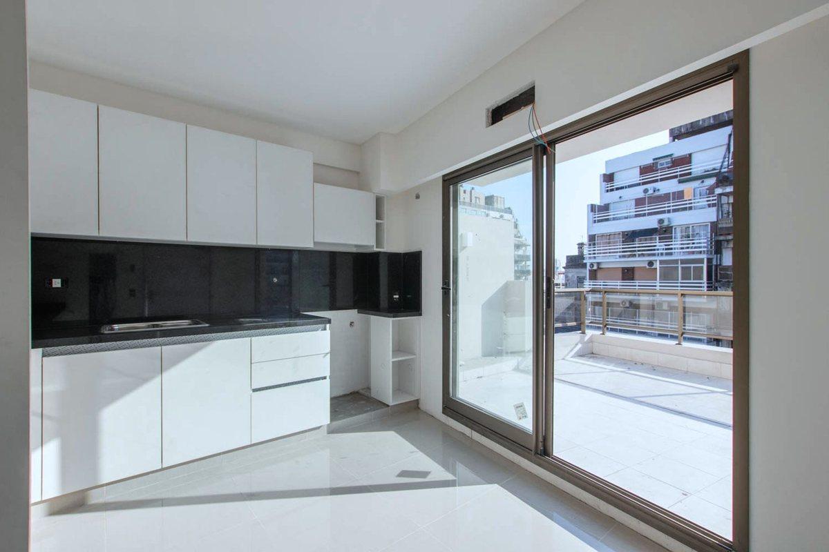 Foto de VENTA DPTO 4 AMBIENTES CON GRAN TERRAZA BALVANERA, imagen 2