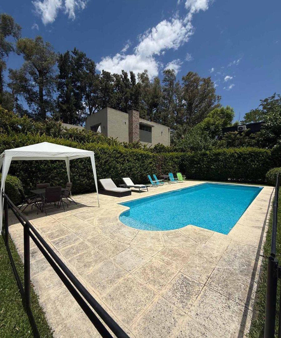 Foto de CASA EN VENTA PILAR BARRIO CERRADO LA PEREGRINA, imagen 1