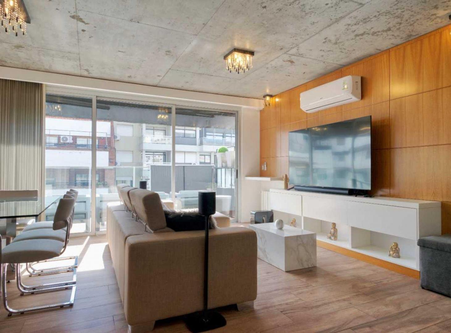Foto de Venta dpto triplex terraza propia Villa del Parque, imagen 1