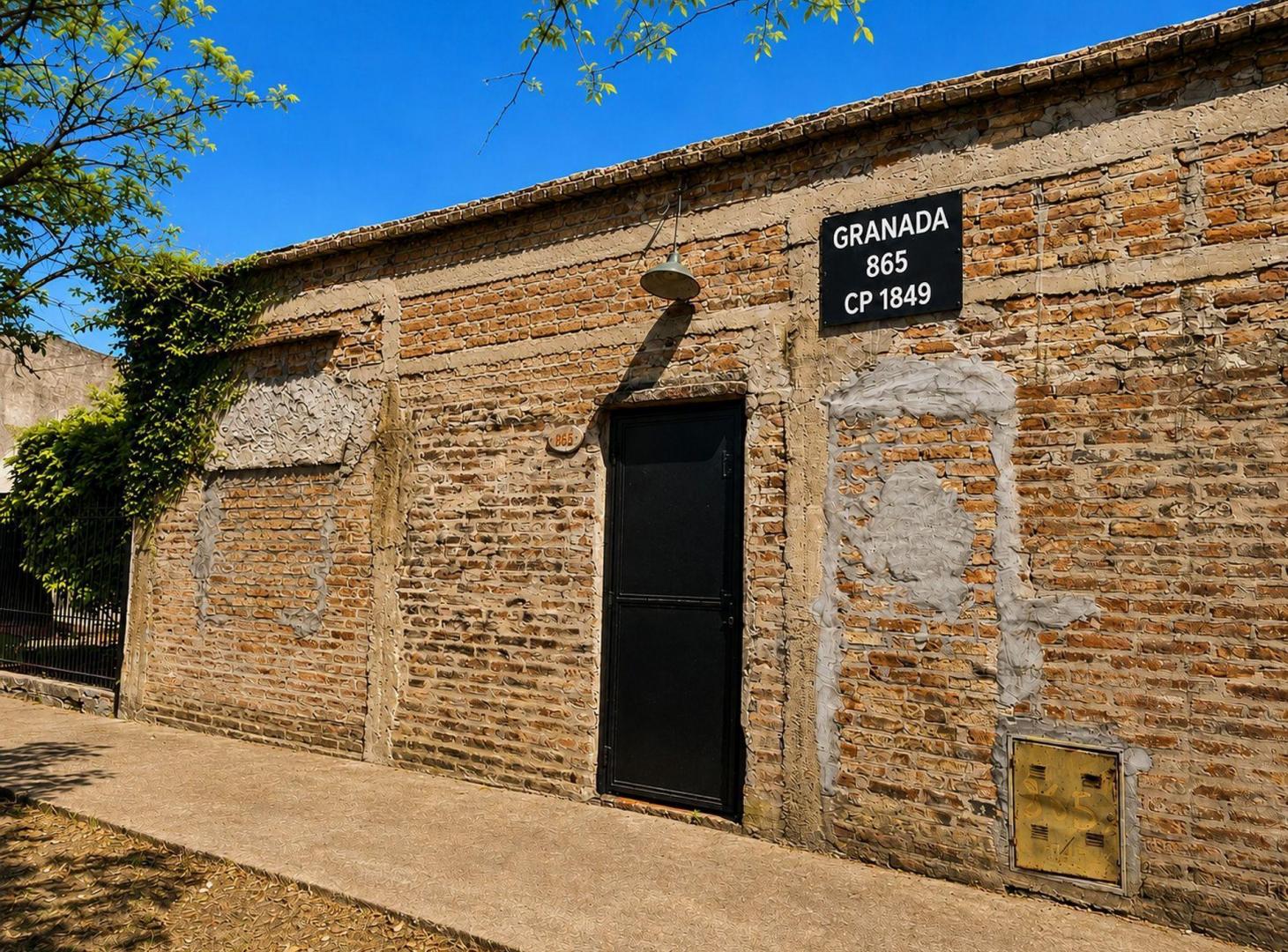 Foto de LOTE DE 360 M2 CON CONSTRUCCION EN CLAYPOLE, imagen 2