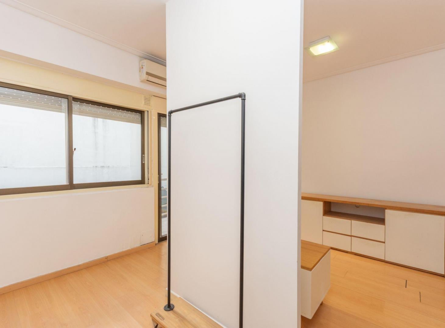 Foto de Venta Monoambiente con balcón Apto Prof., imagen 3
