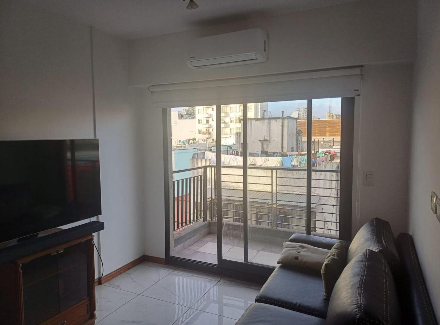 Foto de VENTA DOS AMBIENTES BALVANERA, imagen 3