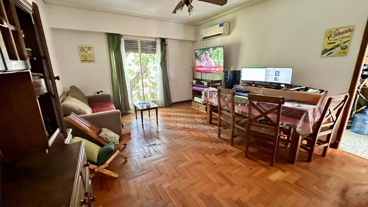 Foto de VENTA PH 3 AMB EN PARQUE CHACABUCO BALCON TERRAZA, imagen 1