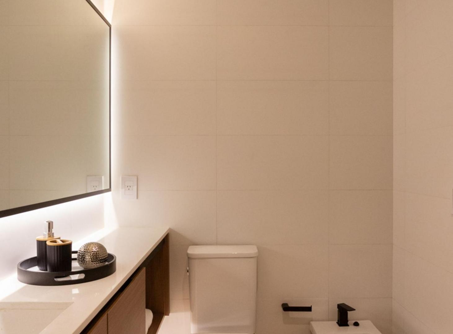 Foto de VENTA DEPTO 2 AMB EN RECOLETA CON AMPLIO BALCON, imagen 4