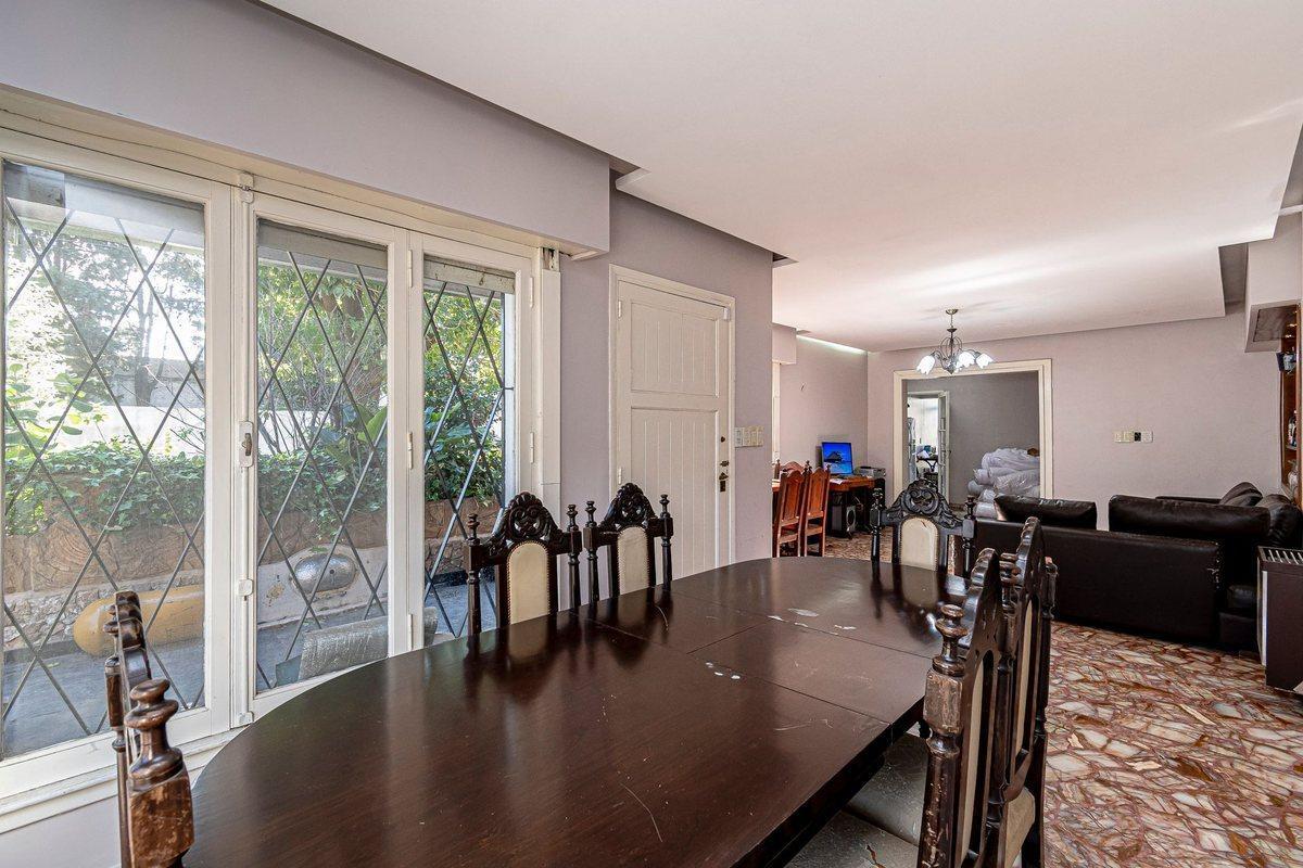 Foto de Venta Casa 4 amb en San Martin con Pileta y Jardín, imagen 5