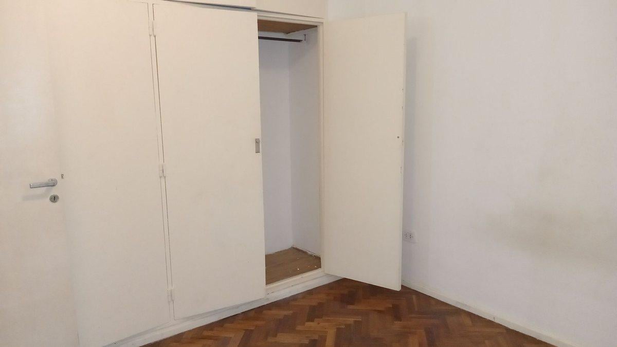 Foto de Departamento 2 ambientes Venta Balvanera, imagen 3