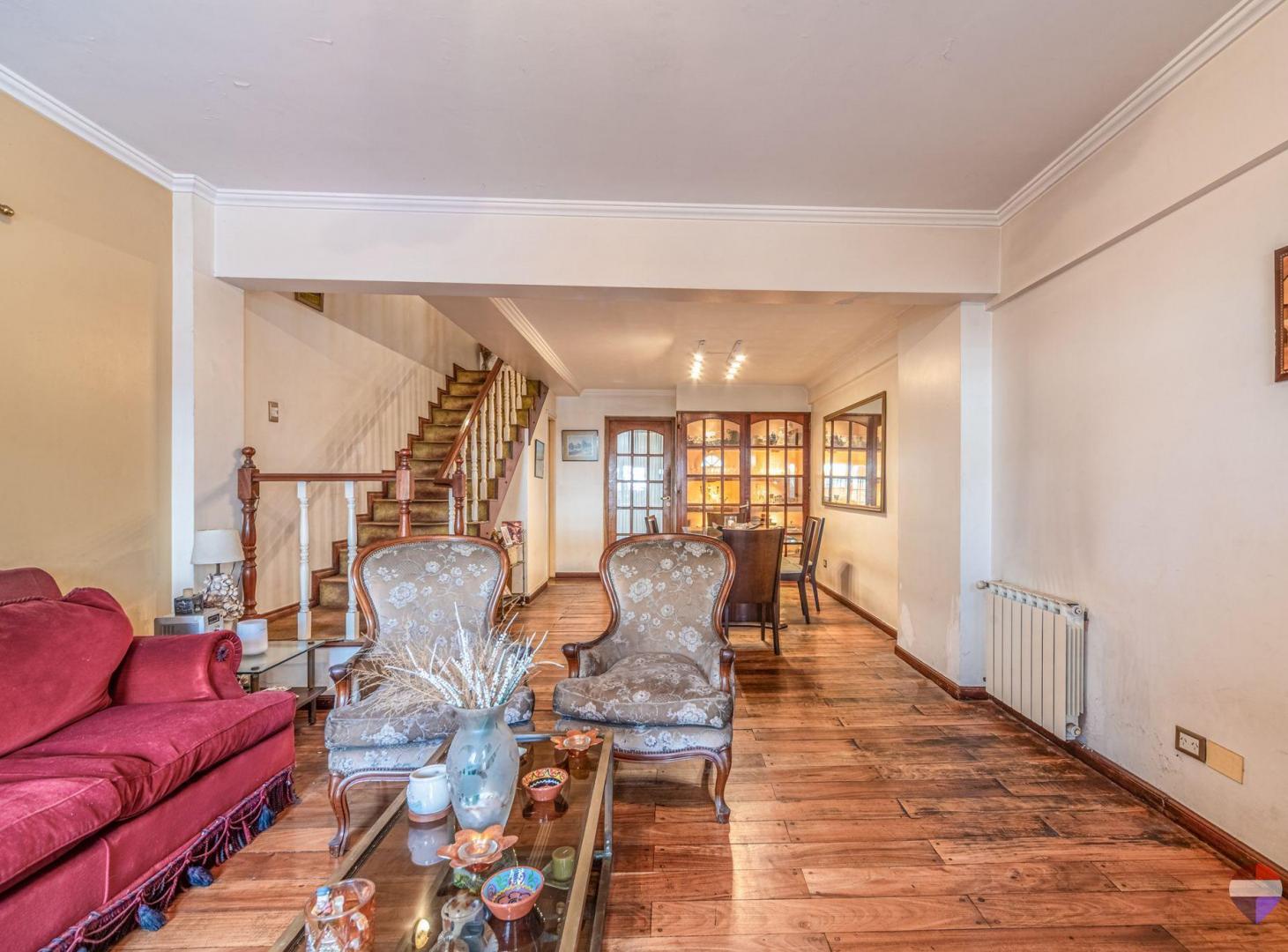 Foto de VENTA CASA TRIPLEX 6 AMBIENTES EN COLEGIALES, imagen 4
