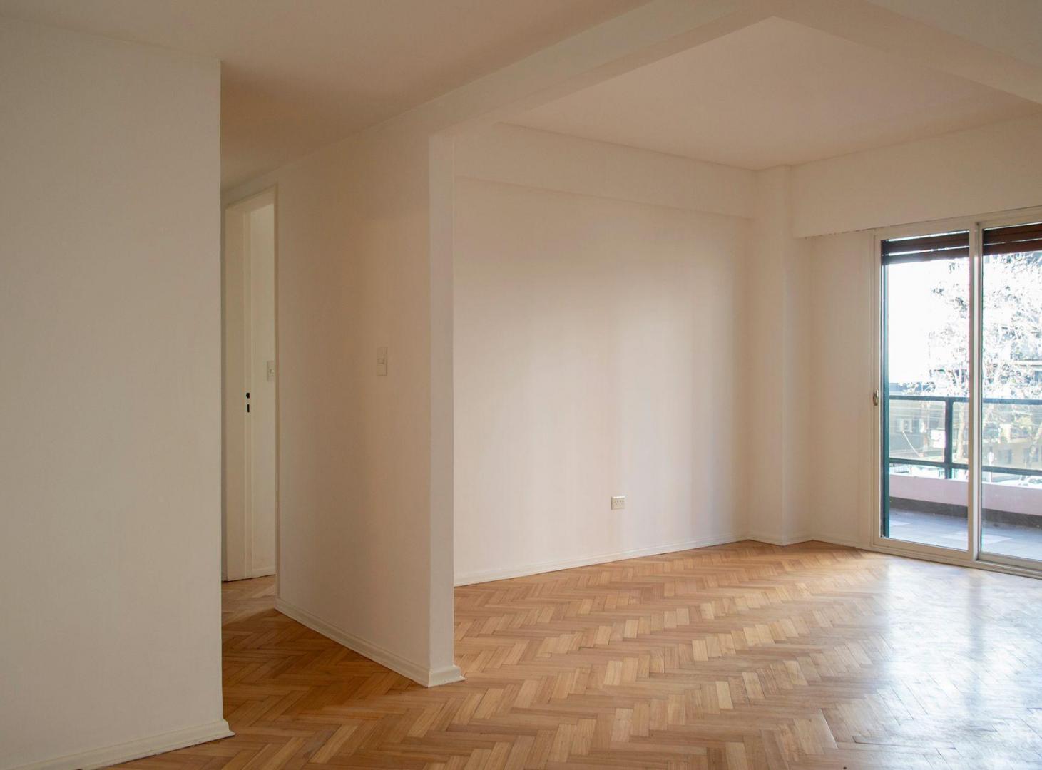 Foto de Venta Depto 4 ambientes con cochera Av Libertador, imagen 2