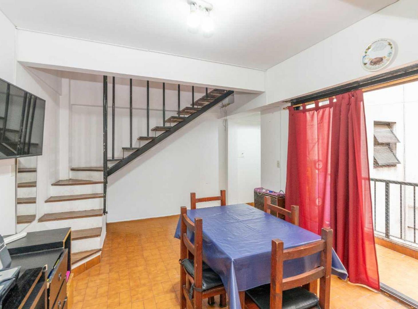 Foto de Duplex a reciclar en Balvanera Apto Credito, imagen 2