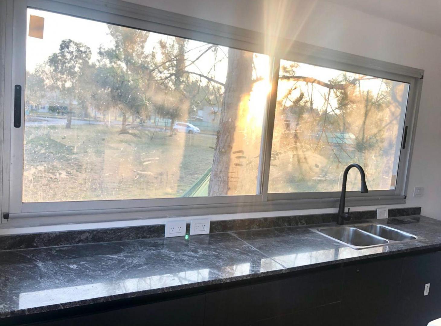 Foto de VENTA CASA A ESTRENAR EN MIRALAGOS, imagen 5