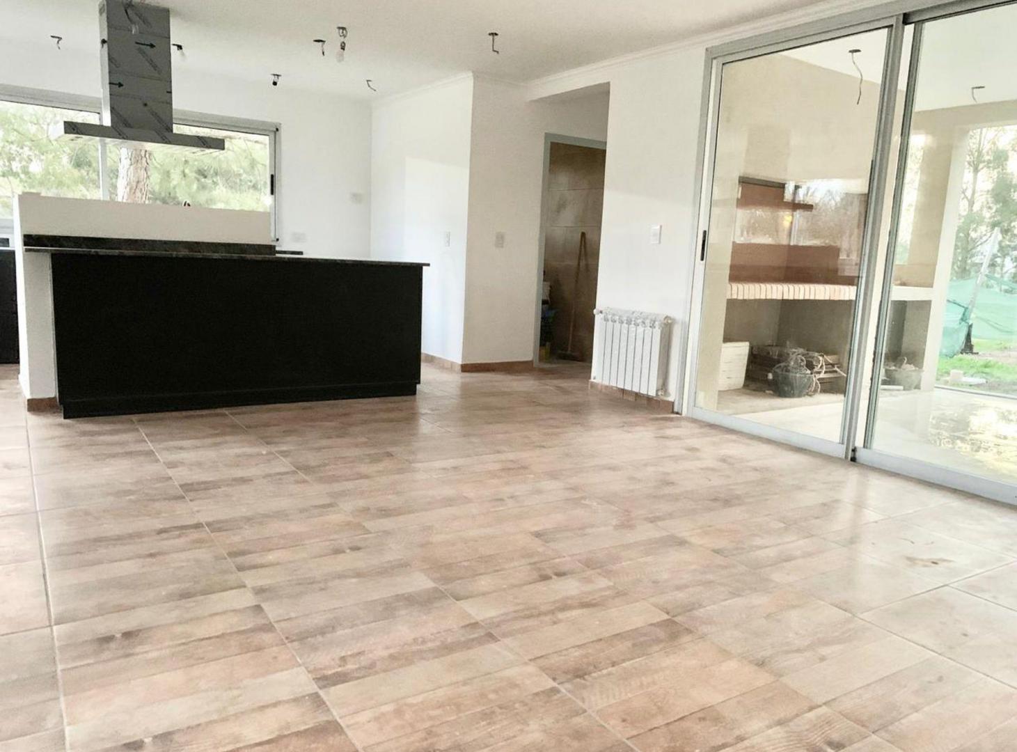 Foto de VENTA CASA A ESTRENAR EN MIRALAGOS, imagen 3