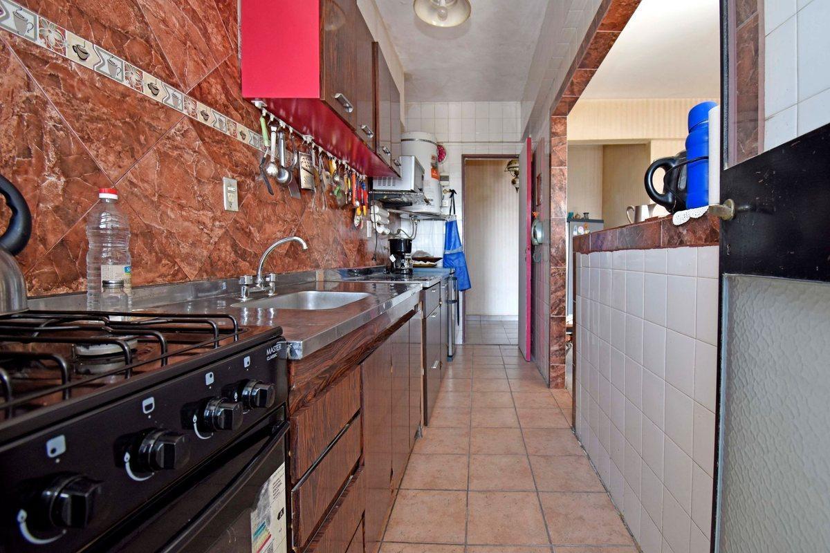Foto de VENTA 3 AMB PISO ALTO VISTA ABIERTA Y LUZ SAAVEDRA, imagen 5