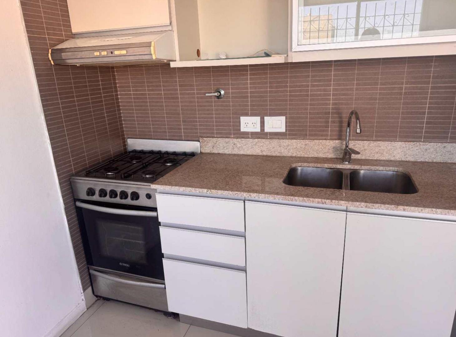 Foto de Venta 2 amb. Balcon Terraza. Recoleta, imagen 2