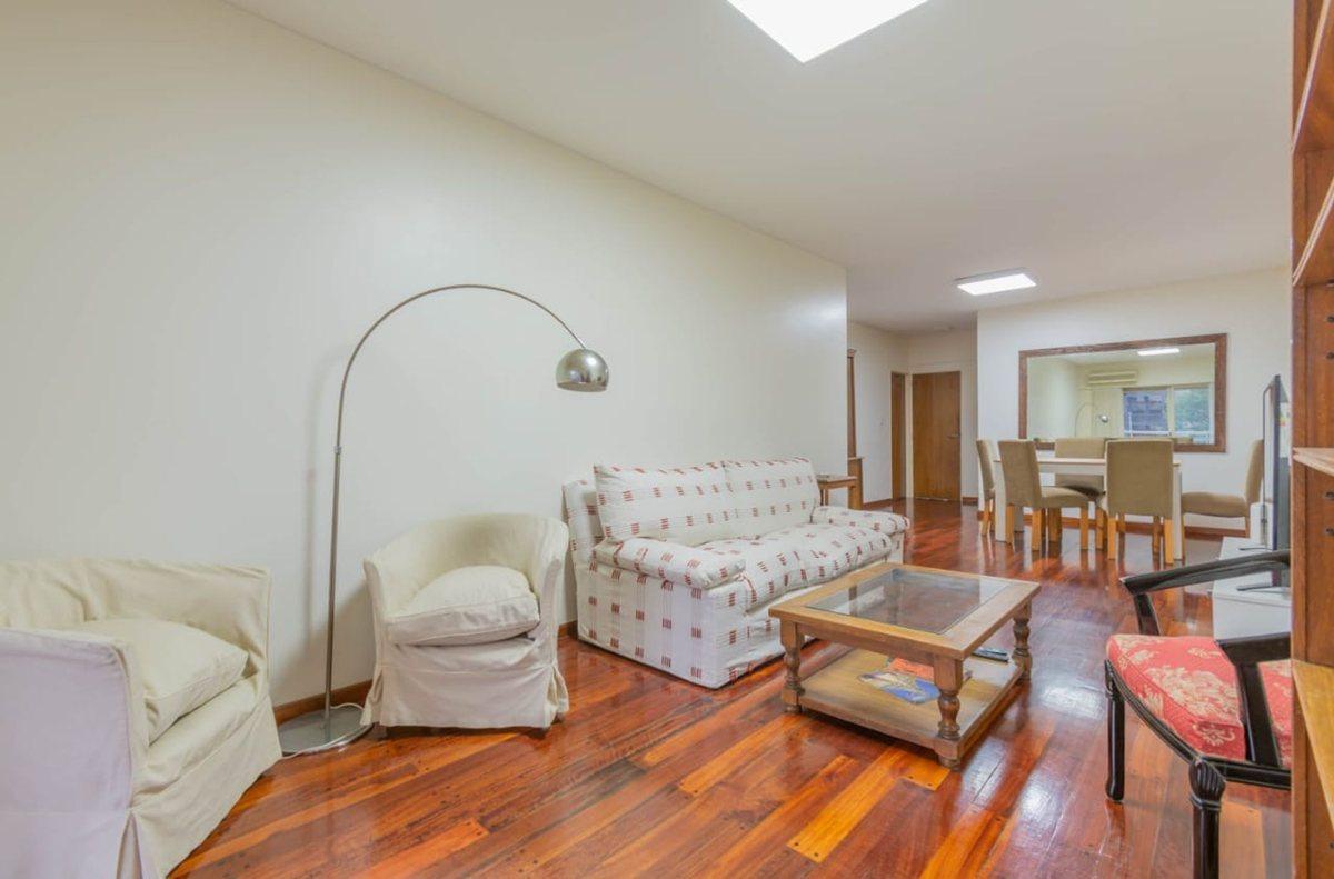 Foto de VENTA RECOLETA 4 AMB Y DEPENDECIAS + GUARDACOCHE., imagen 1