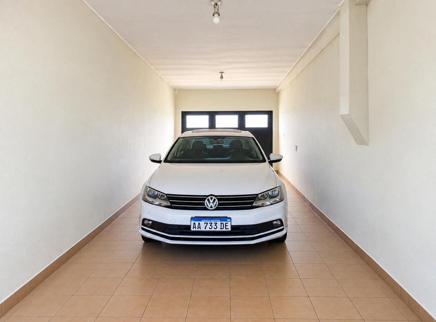 Foto de CASA VENTA 4 AMB, PILETA APTO CREDITO, imagen 1