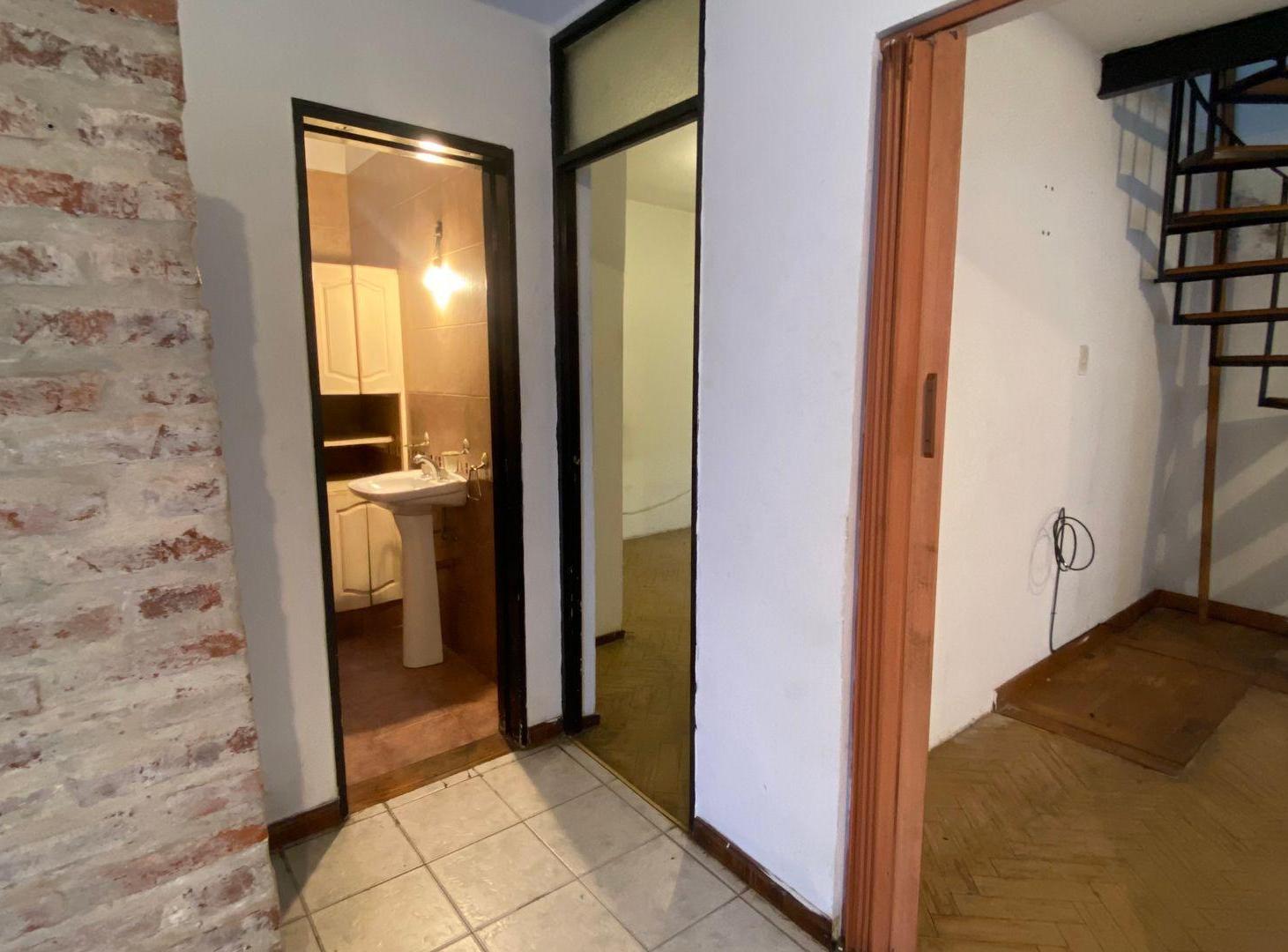 Foto de En Venta PH 5 ambientes en Villa Luro, imagen 4