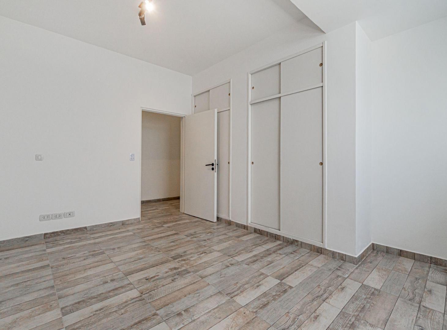 Foto de ALQ CASA 4 AMB LUMINOSA EN VILLA CRESPO CON PATIO, imagen 2