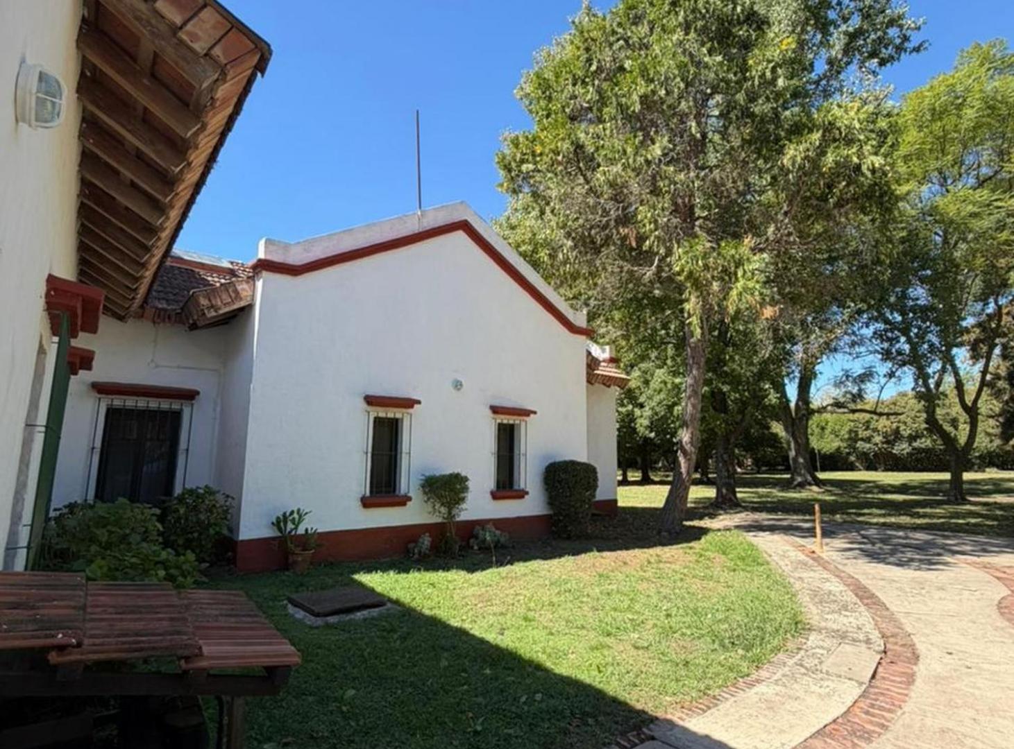 Foto de VENTA CASA ESTILO COLONIAL EN EL CAZADOR, imagen 3