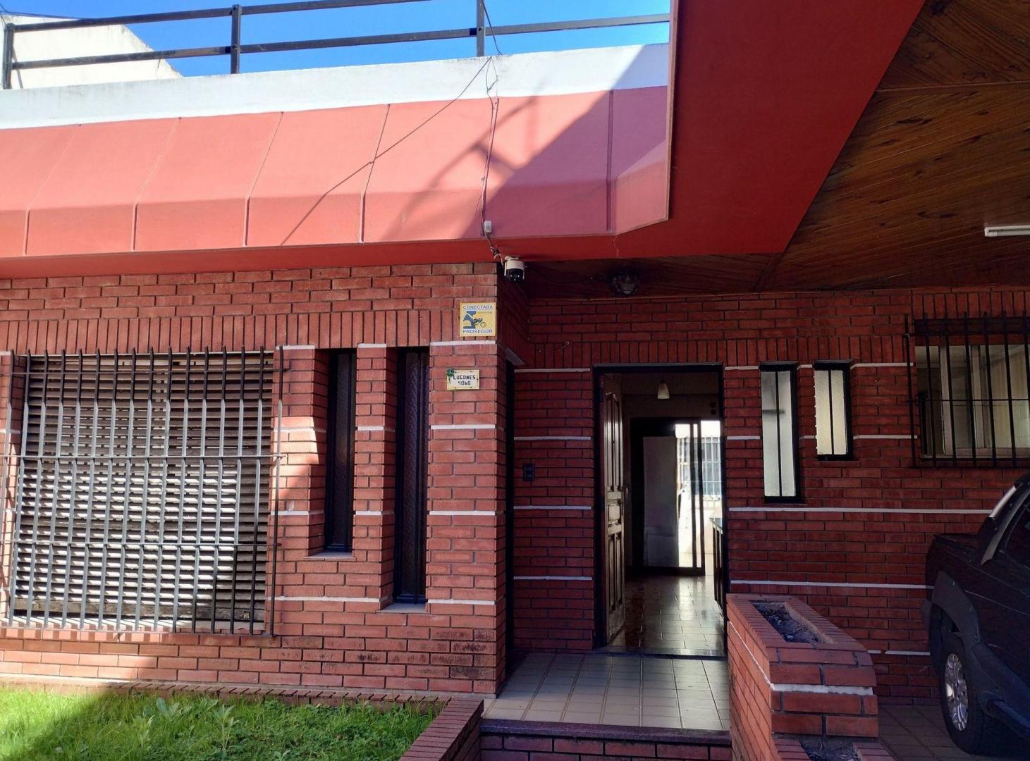Foto de CASA LOTE PROPIO A RECICLAR EN SAAVEDRA, imagen 4