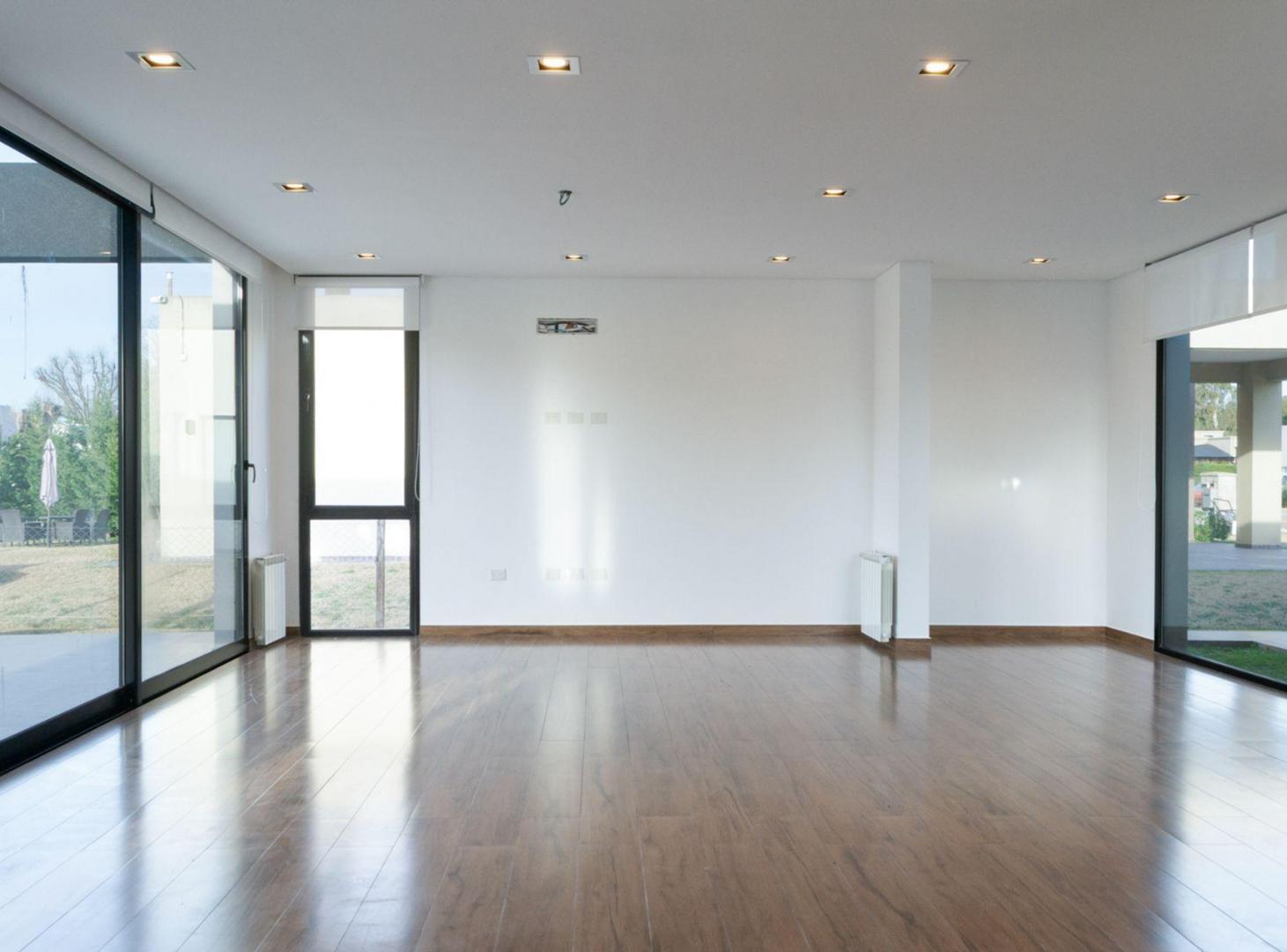 Foto de CASA 4 AMBIENTES EN VENTA CAMPO DAROMY SAN VICENTE, imagen 5