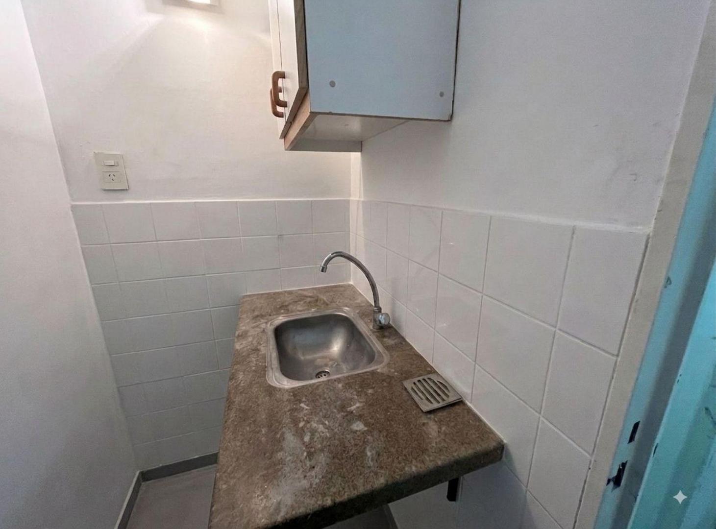 Foto de Alquiler oficina reciclada y muy luminosa, imagen 5