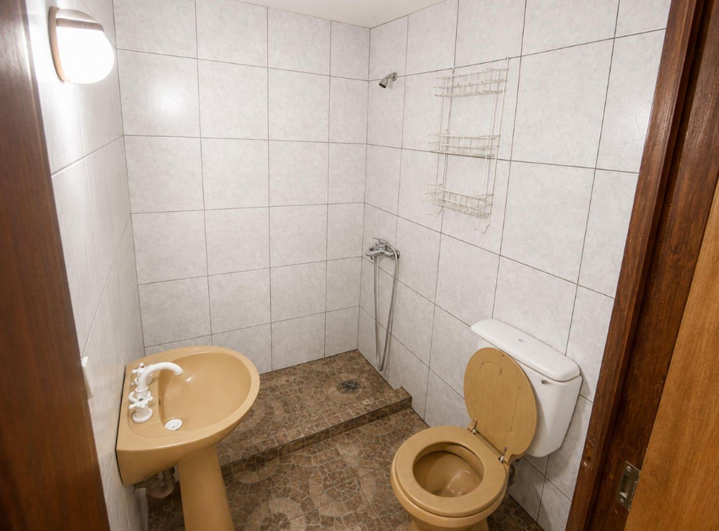 Foto de Venta Galpon casa con garaje loft en Casanova, imagen 4